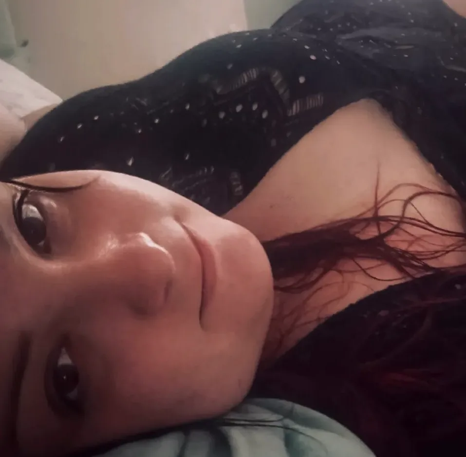 Katrin, 33